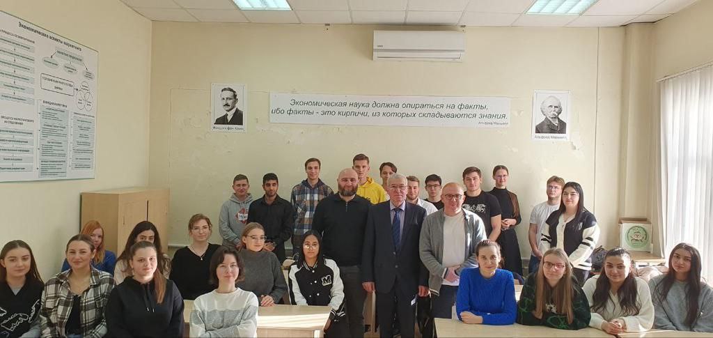 встреча глав национально-культурных объединений города со студентами АГПУ